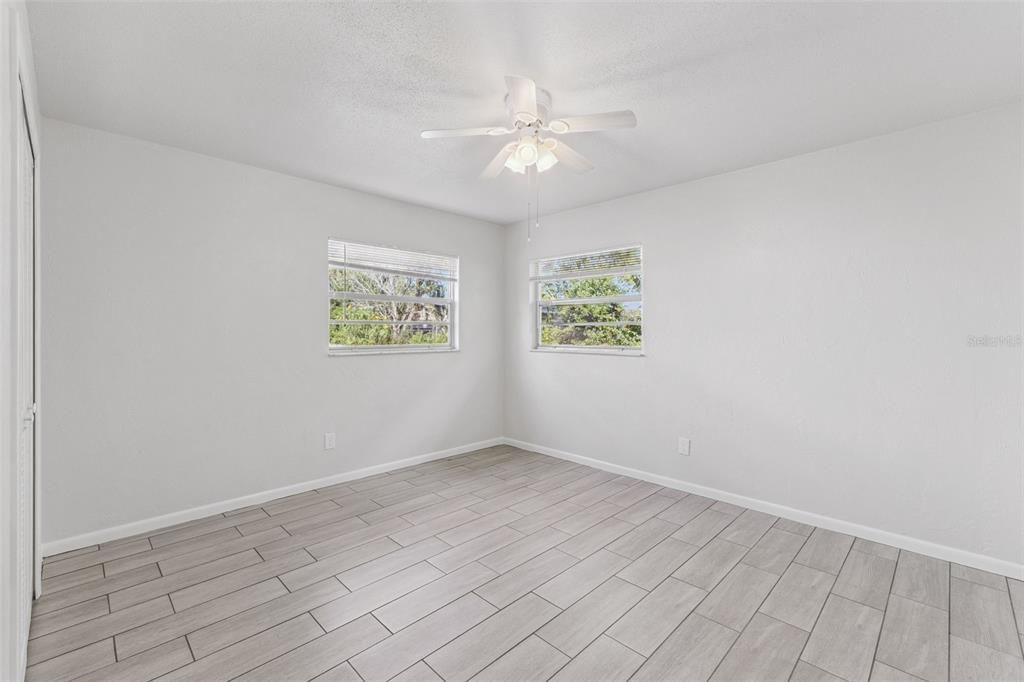 合同活跃: $285,000 (3 贝兹, 2 浴室, 1682 平方英尺)