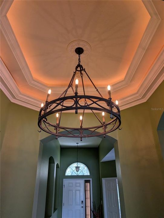 Active With Contract: $320,000 (3 beds, 2 baths, 2042 Square Feet)