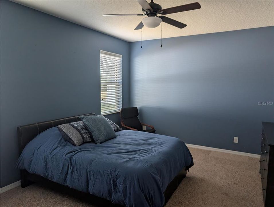 Active With Contract: $320,000 (3 beds, 2 baths, 2042 Square Feet)