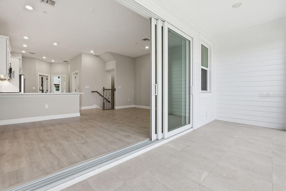 For Sale: $395,000 (4 beds, 3 baths, 1867 Square Feet)