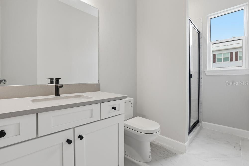 For Sale: $395,000 (4 beds, 3 baths, 1867 Square Feet)