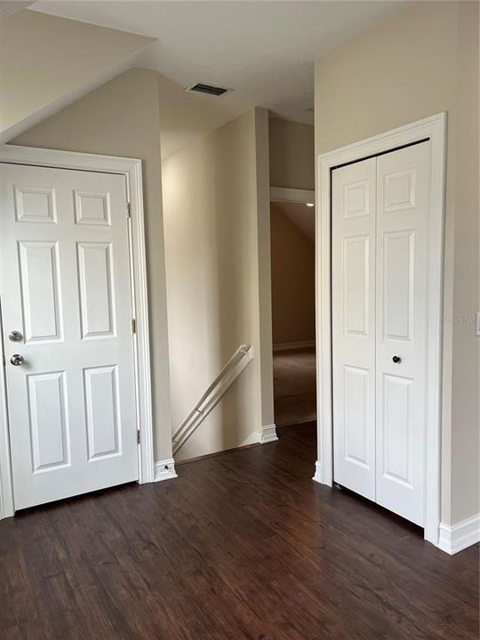 出租: $1,600 (1 贝兹, 1 浴室, 807 平方英尺)