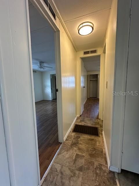 For Rent: $1,250 (2 beds, 2 baths, 1056 Square Feet)