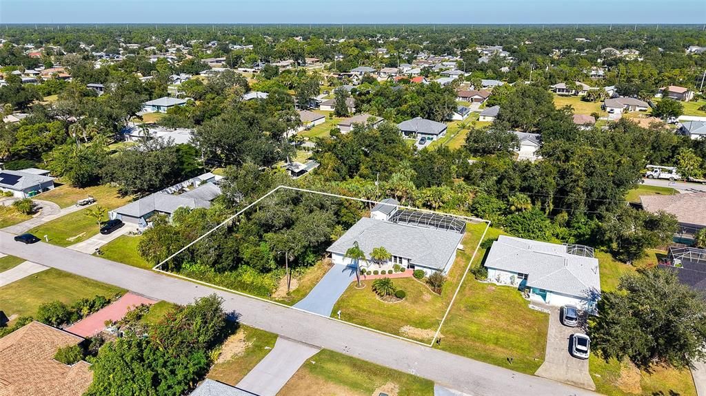 Под контрактом: $364,000 (3 спален, 2 ванн, 1871 Квадратных фут)