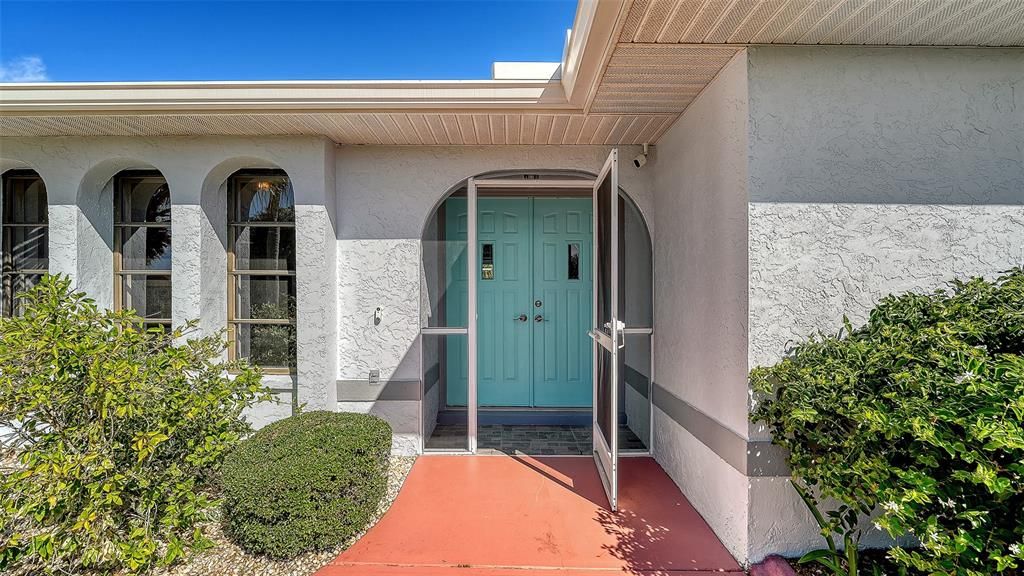 Под контрактом: $364,000 (3 спален, 2 ванн, 1871 Квадратных фут)