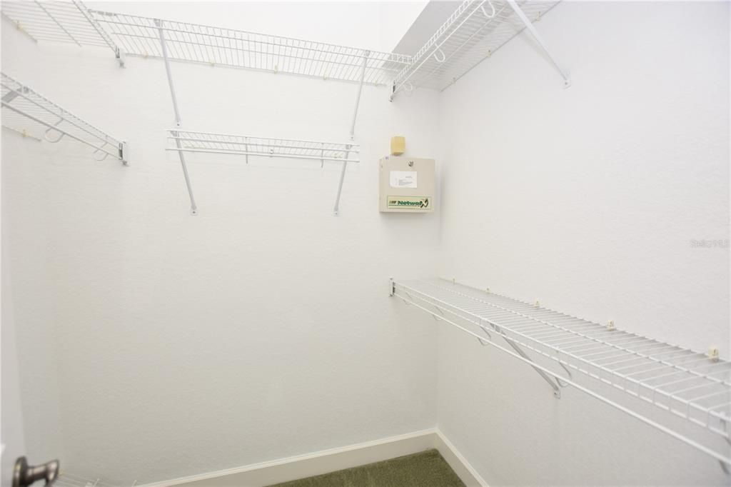 出租: $2,160 (3 贝兹, 2 浴室, 2115 平方英尺)