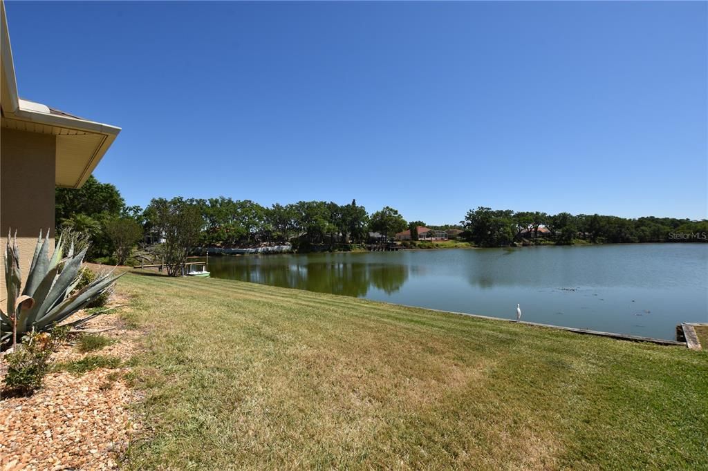 出租: $2,160 (3 贝兹, 2 浴室, 2115 平方英尺)