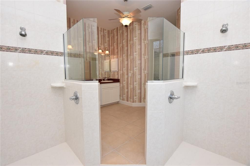 出租: $2,160 (3 贝兹, 2 浴室, 2115 平方英尺)