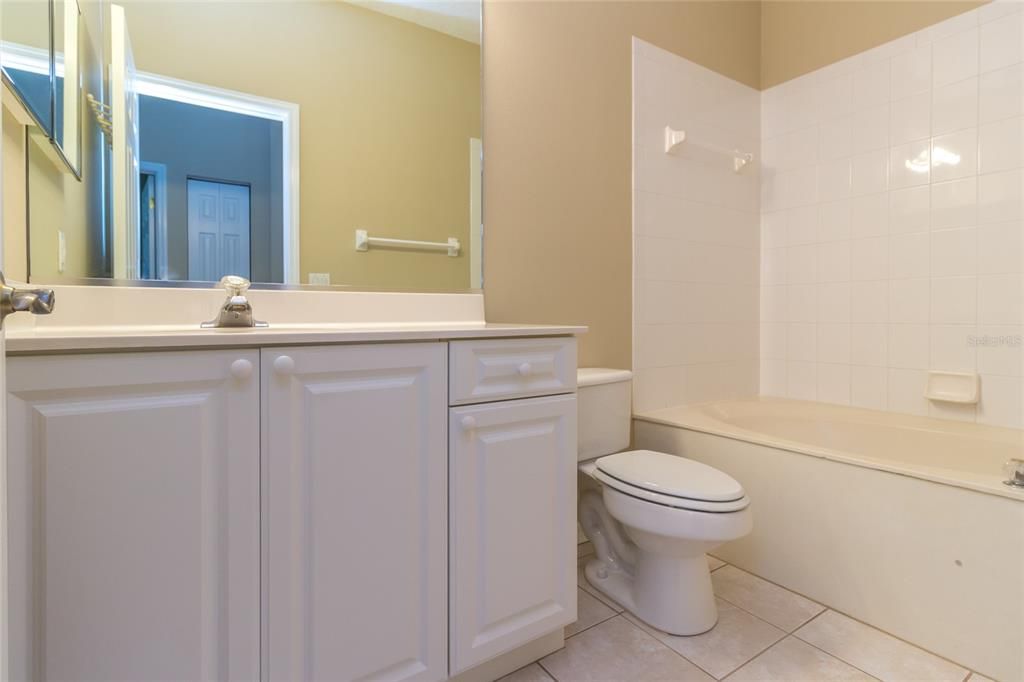 En Renta: $3,100 (3 camas, 2 baños, 1740 Pies cuadrados)