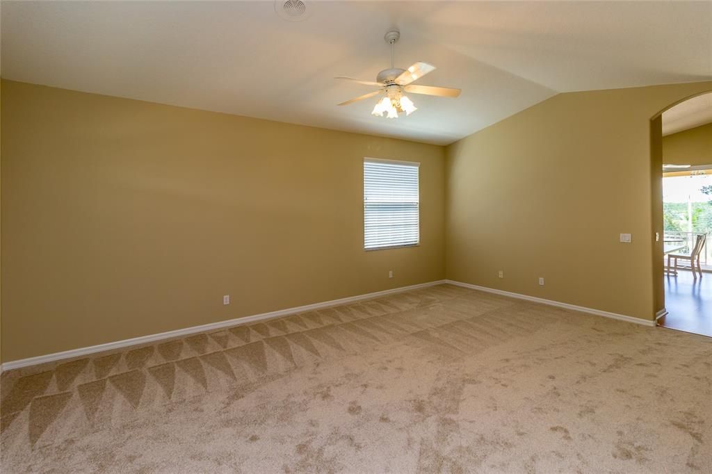 En Renta: $3,100 (3 camas, 2 baños, 1740 Pies cuadrados)