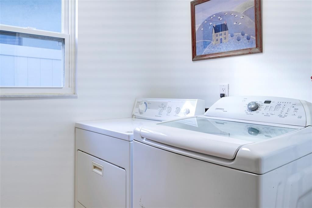 出租: $7,000 (3 贝兹, 3 浴室, 2629 平方英尺)