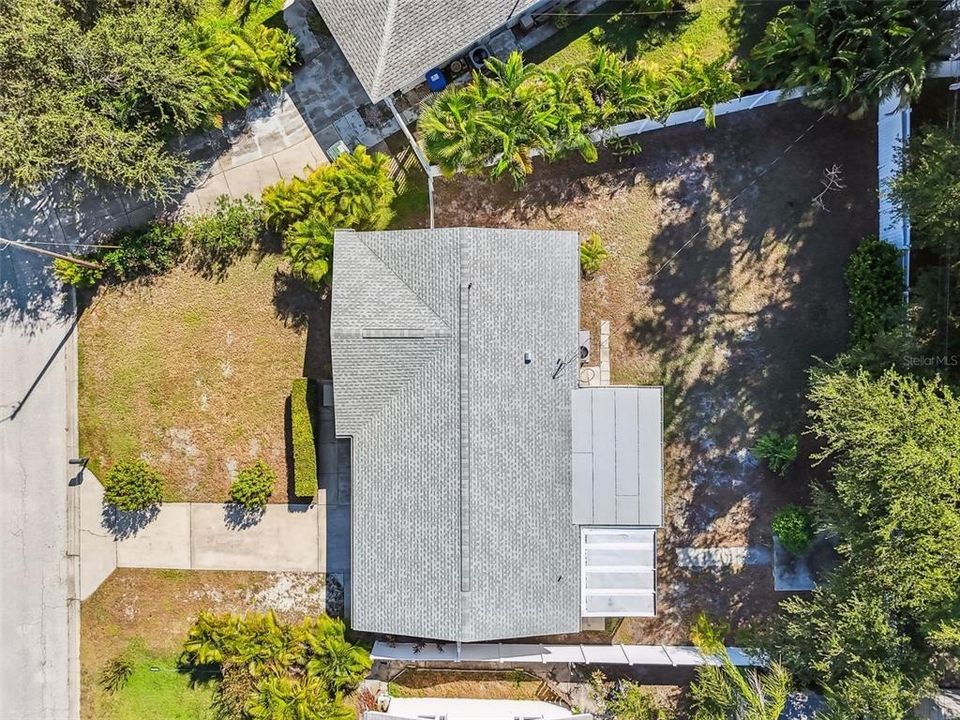 For Sale: $385,000 (2 beds, 2 baths, 1182 Square Feet)