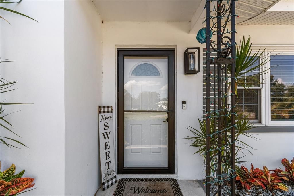 For Sale: $385,000 (2 beds, 2 baths, 1182 Square Feet)