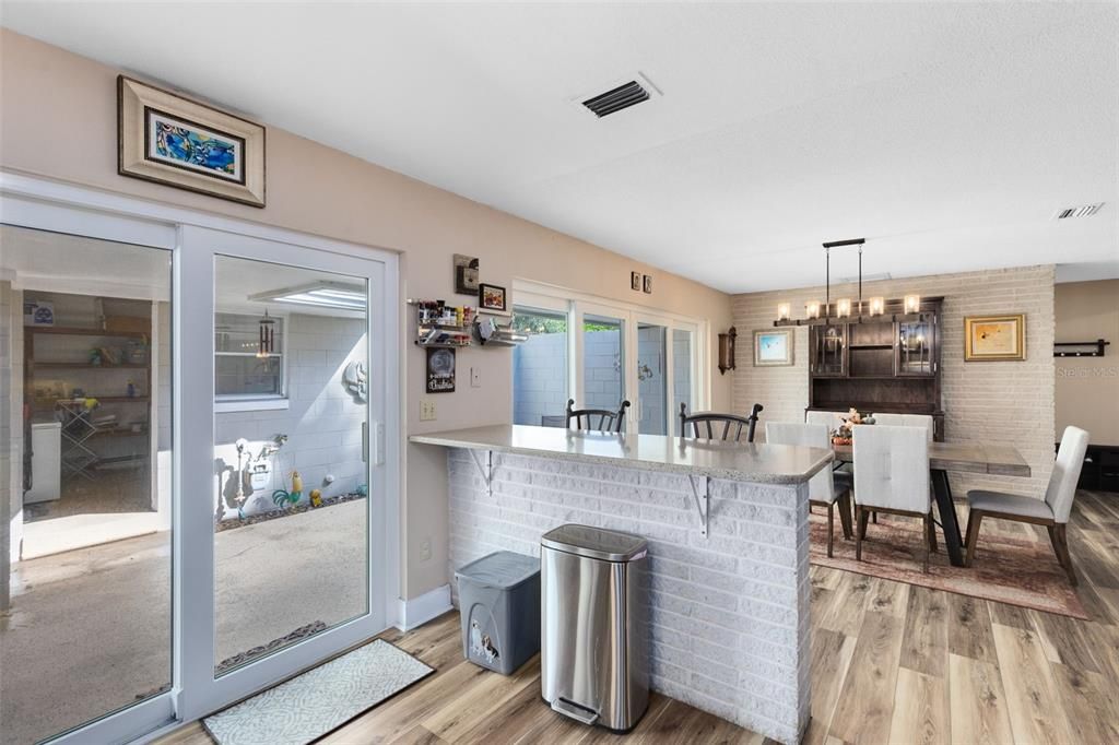 Active With Contract: $474,900 (4 beds, 2 baths, 2800 Square Feet)