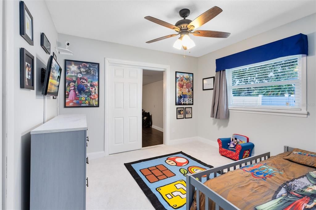 Active With Contract: $474,900 (4 beds, 2 baths, 2800 Square Feet)