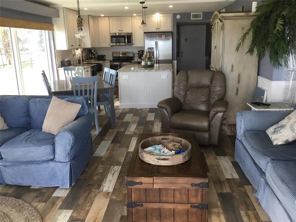 В аренду: $6,300 (3 спален, 2 ванн, 1240 Квадратных фут)