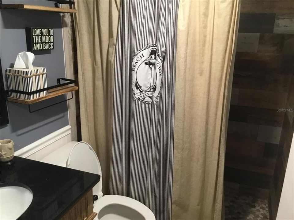 В аренду: $6,300 (3 спален, 2 ванн, 1240 Квадратных фут)