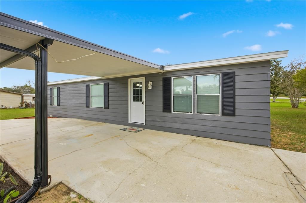 For Sale: $184,999 (2 beds, 2 baths, 1200 Square Feet)