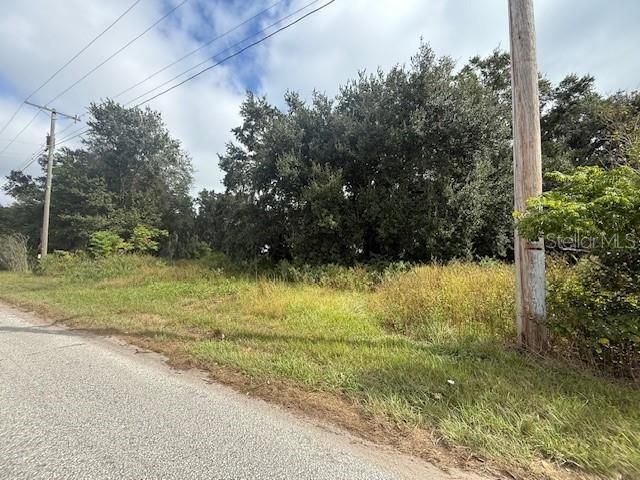 合同活跃: $300,000 (3.00 acres)