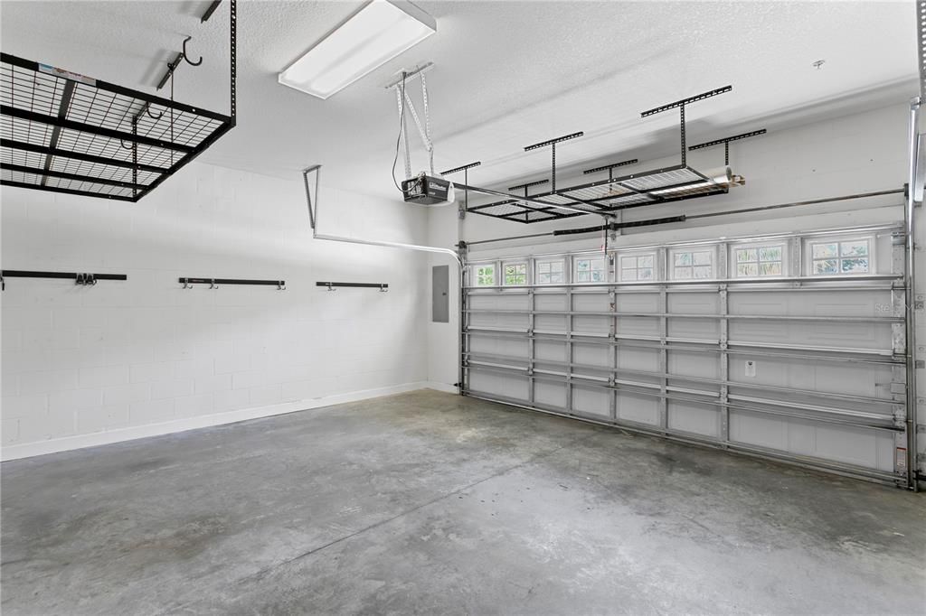 For Sale: $885,000 (3 beds, 3 baths, 2167 Square Feet)