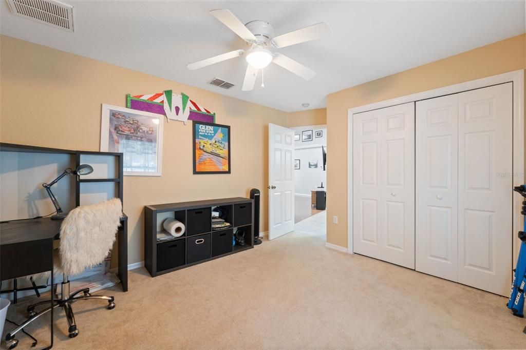 For Sale: $365,000 (4 beds, 2 baths, 1897 Square Feet)