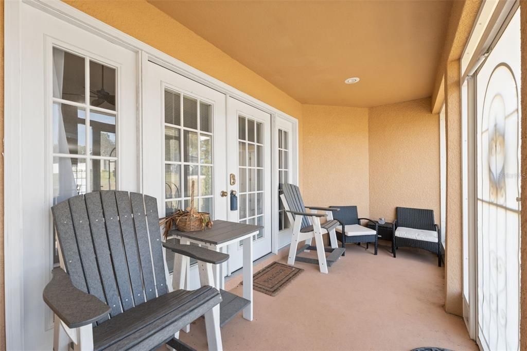 For Sale: $365,000 (4 beds, 2 baths, 1897 Square Feet)