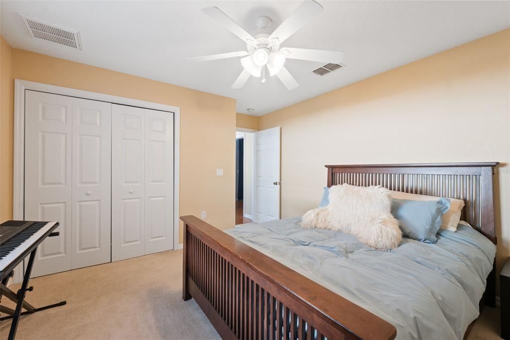 For Sale: $365,000 (4 beds, 2 baths, 1897 Square Feet)