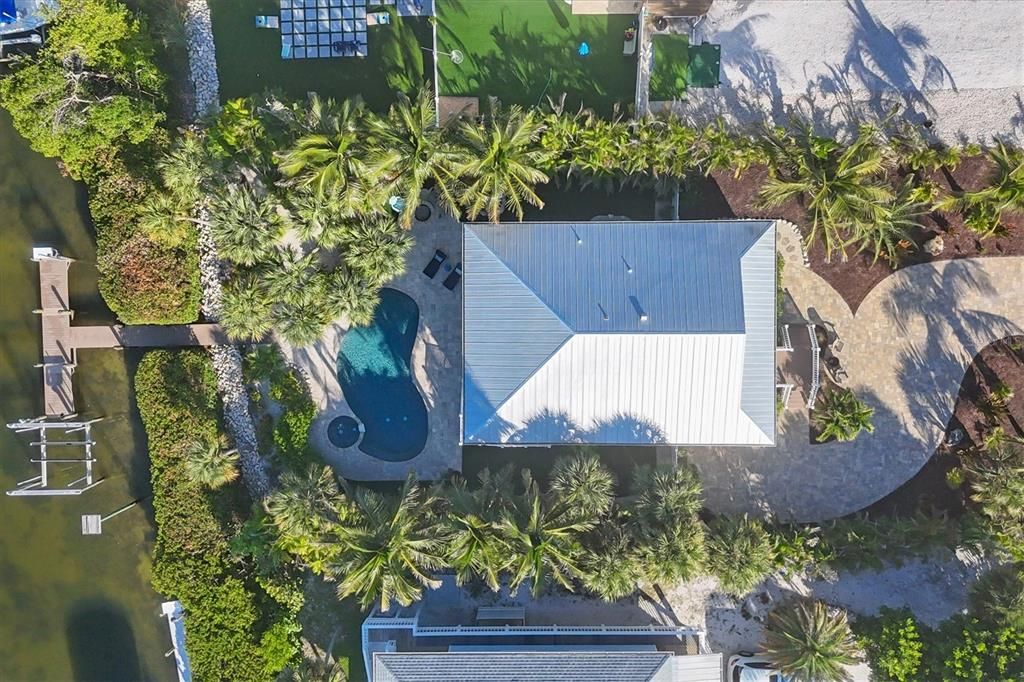 На продажу: $1,790,000 (3 спален, 2 ванн, 1691 Квадратных фут)