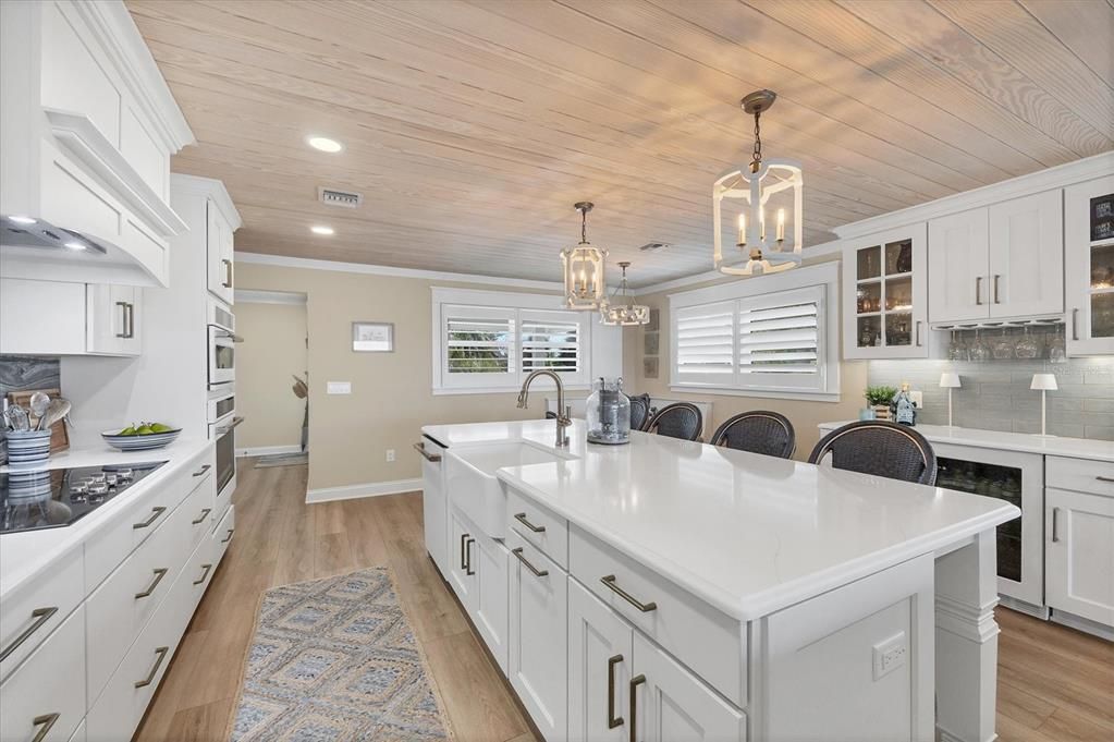 На продажу: $1,790,000 (3 спален, 2 ванн, 1691 Квадратных фут)