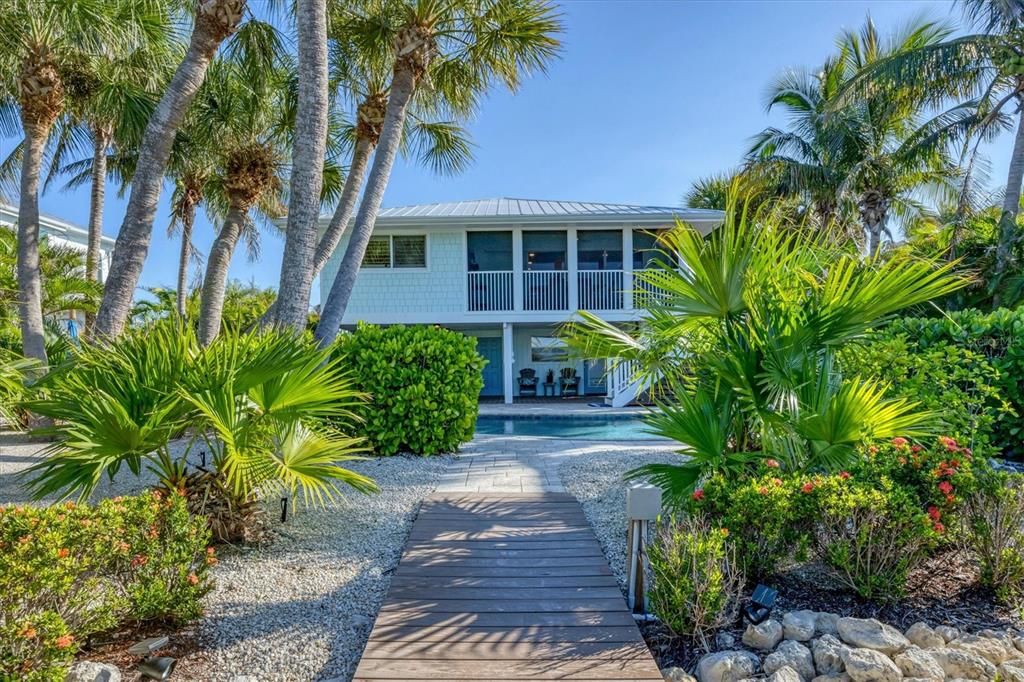 На продажу: $1,790,000 (3 спален, 2 ванн, 1691 Квадратных фут)