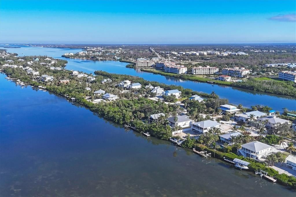 На продажу: $1,790,000 (3 спален, 2 ванн, 1691 Квадратных фут)