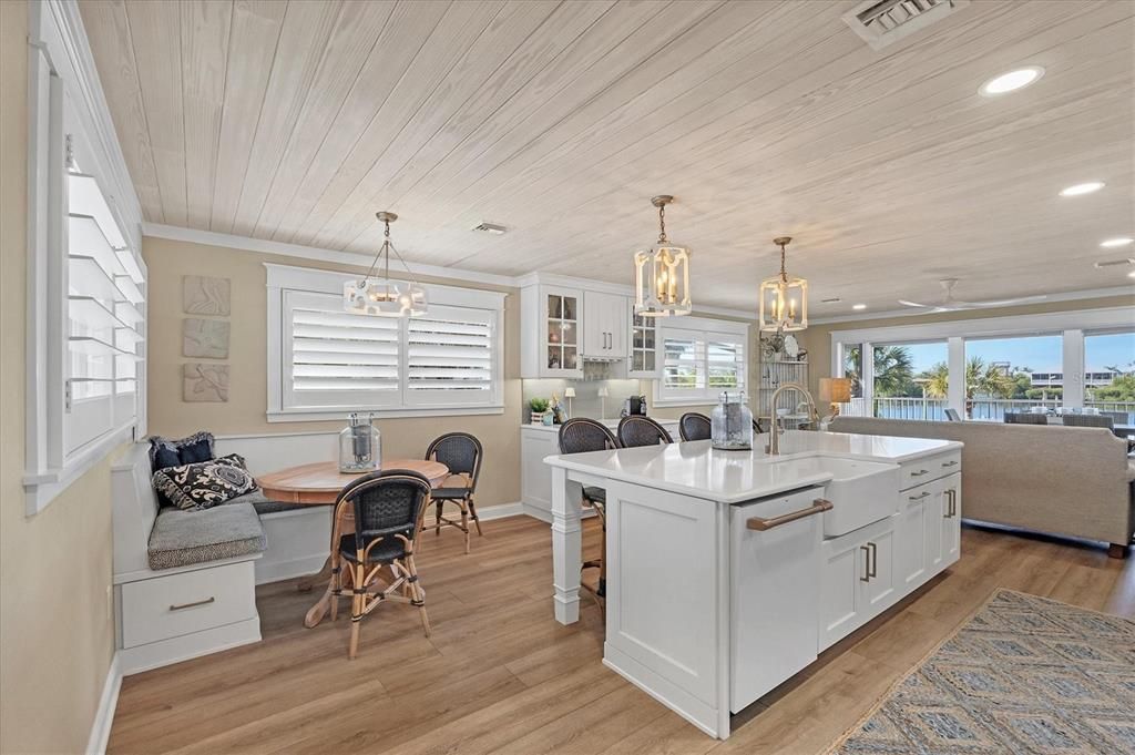 На продажу: $1,790,000 (3 спален, 2 ванн, 1691 Квадратных фут)