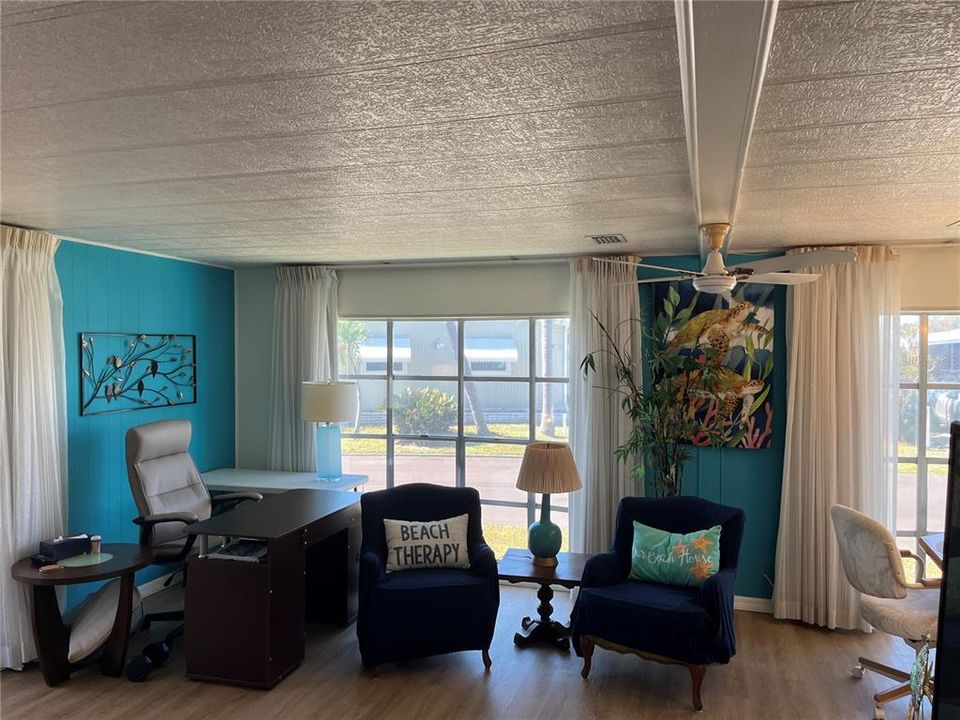 For Sale: $184,000 (2 beds, 2 baths, 1152 Square Feet)