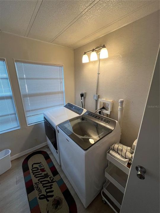 For Sale: $184,000 (2 beds, 2 baths, 1152 Square Feet)