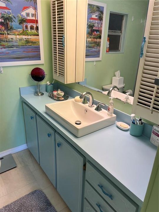 For Sale: $184,000 (2 beds, 2 baths, 1152 Square Feet)