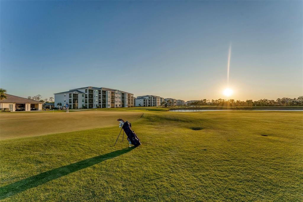 For Sale: $372,000 (2 beds, 2 baths, 1366 Square Feet)