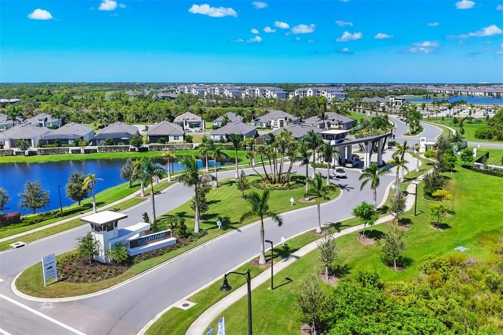 For Sale: $372,000 (2 beds, 2 baths, 1366 Square Feet)