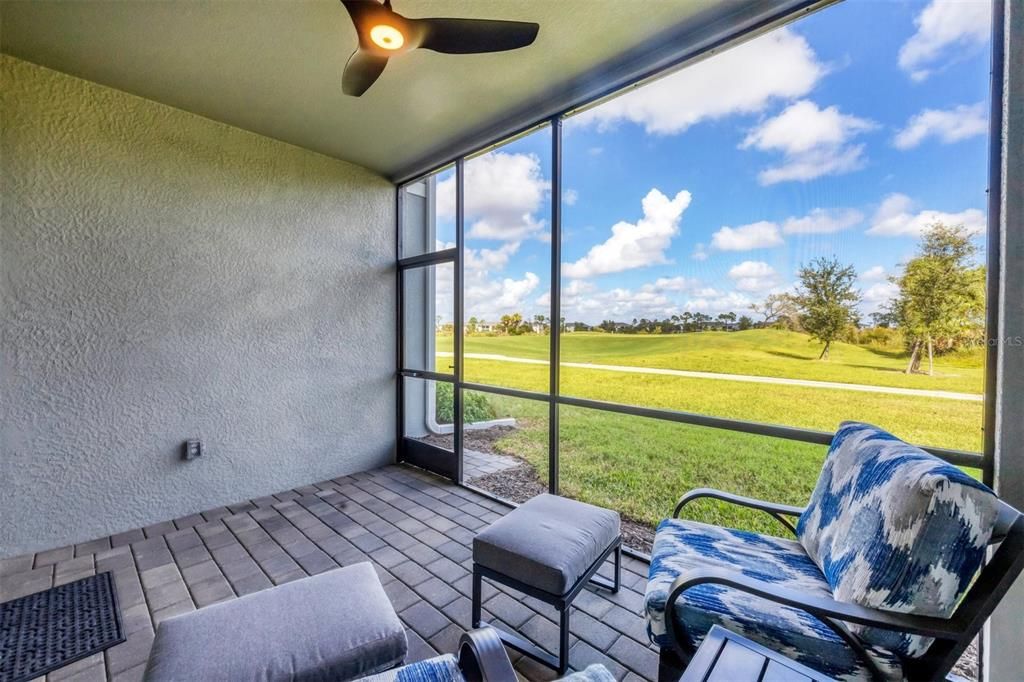 For Sale: $372,000 (2 beds, 2 baths, 1366 Square Feet)