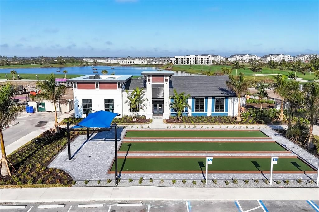 For Sale: $372,000 (2 beds, 2 baths, 1366 Square Feet)