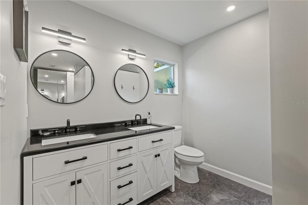 待售: $400,000 (3 贝兹, 2 浴室, 1540 平方英尺)