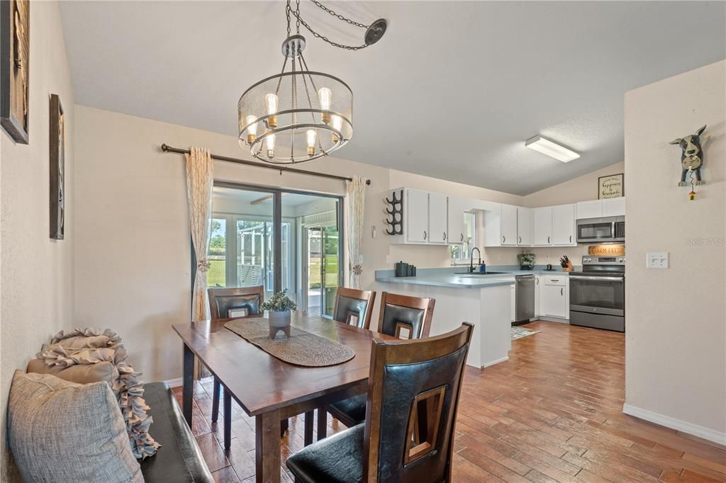 待售: $400,000 (3 贝兹, 2 浴室, 1540 平方英尺)