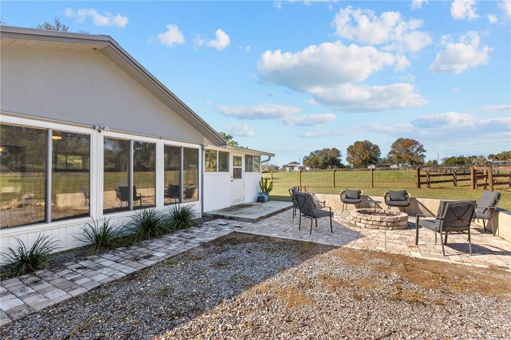 待售: $400,000 (3 贝兹, 2 浴室, 1540 平方英尺)