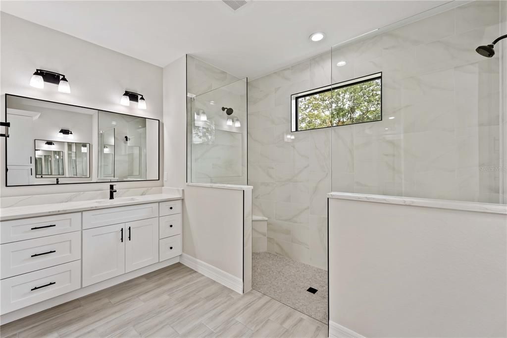 Active With Contract: $399,900 (3 beds, 2 baths, 1841 Square Feet)