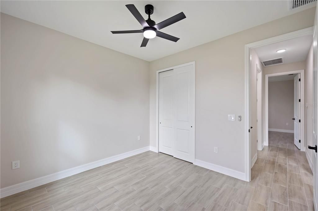 Active With Contract: $399,900 (3 beds, 2 baths, 1841 Square Feet)