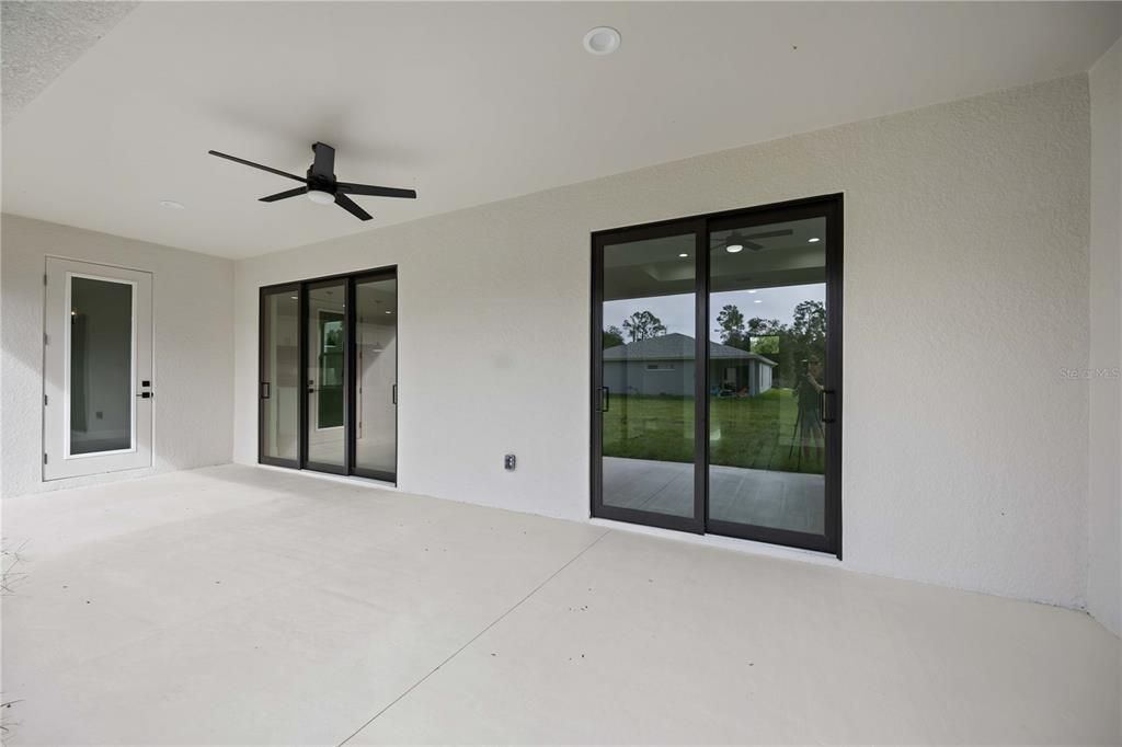 Active With Contract: $399,900 (3 beds, 2 baths, 1841 Square Feet)