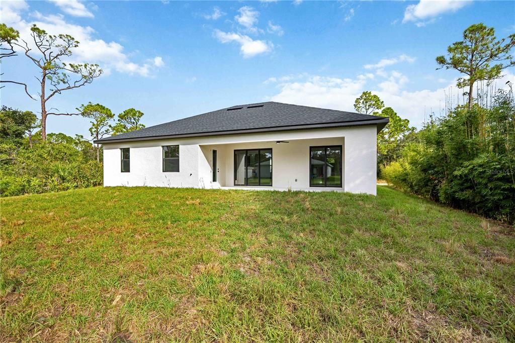 Active With Contract: $399,900 (3 beds, 2 baths, 1841 Square Feet)