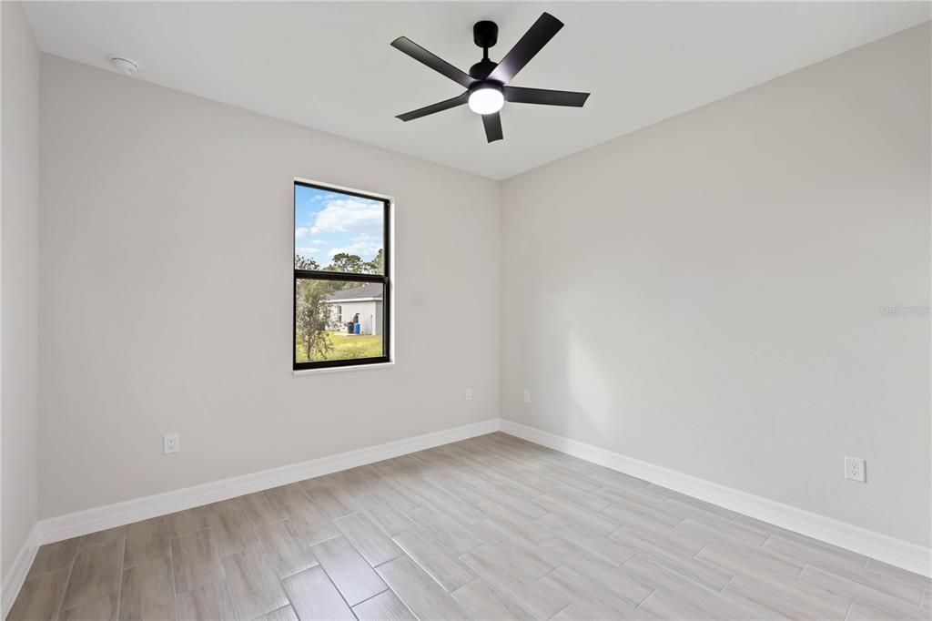 Active With Contract: $399,900 (3 beds, 2 baths, 1841 Square Feet)