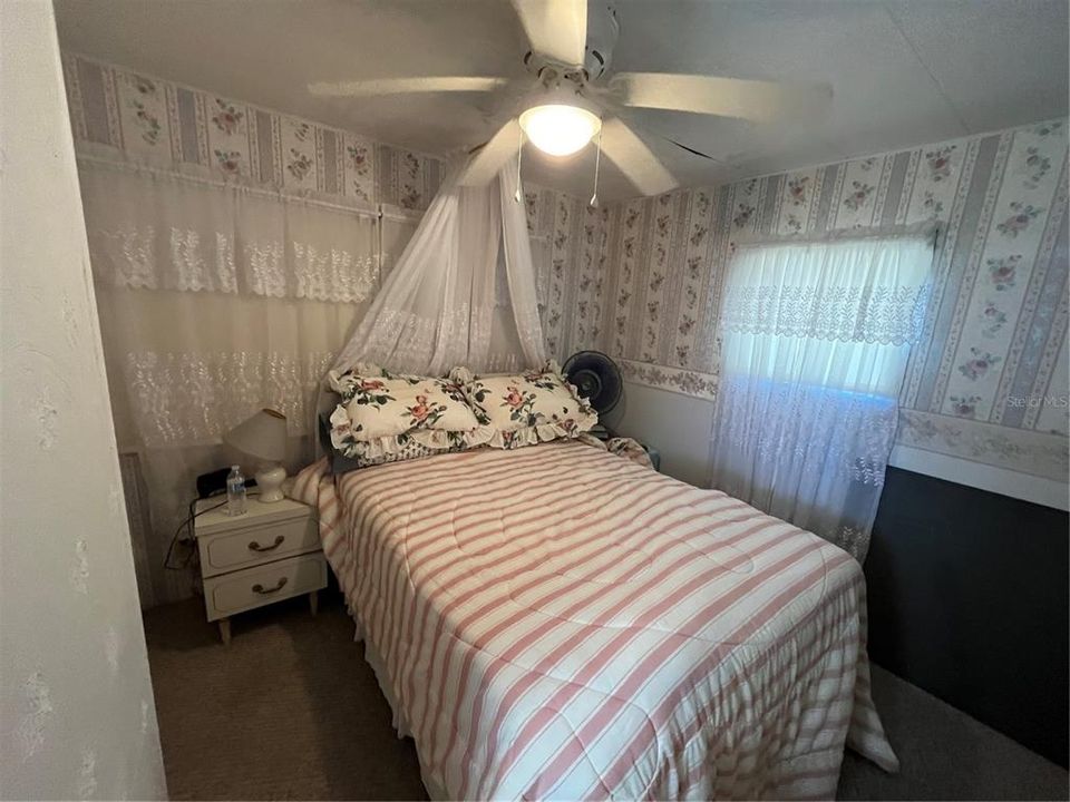 待售: $85,000 (2 贝兹, 2 浴室, 720 平方英尺)