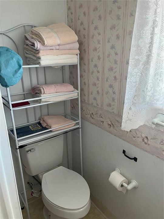 待售: $85,000 (2 贝兹, 2 浴室, 720 平方英尺)