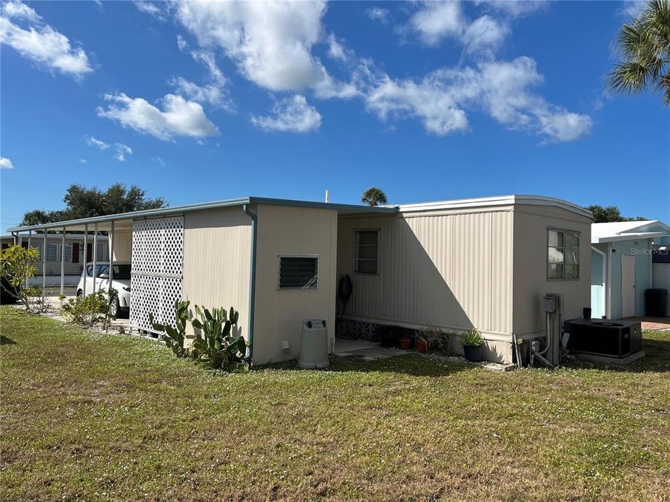 待售: $85,000 (2 贝兹, 2 浴室, 720 平方英尺)